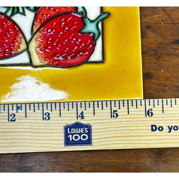 Vintage Ceramic Tile Trivet Wall Decor Strawberries - Picture 4 of 4